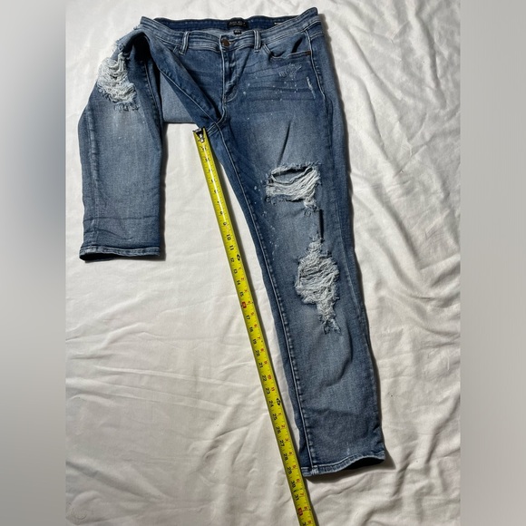 Judy Blue Destroyed Bleach Splatter Boyfriend Blue denim jeans Size 32 - Picture 6 of 8